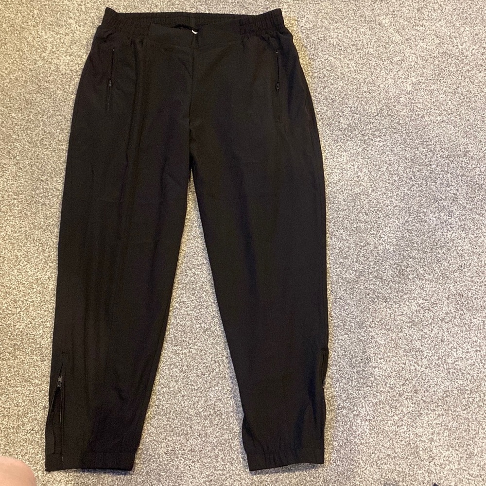 Old Navy stretch tech pants
